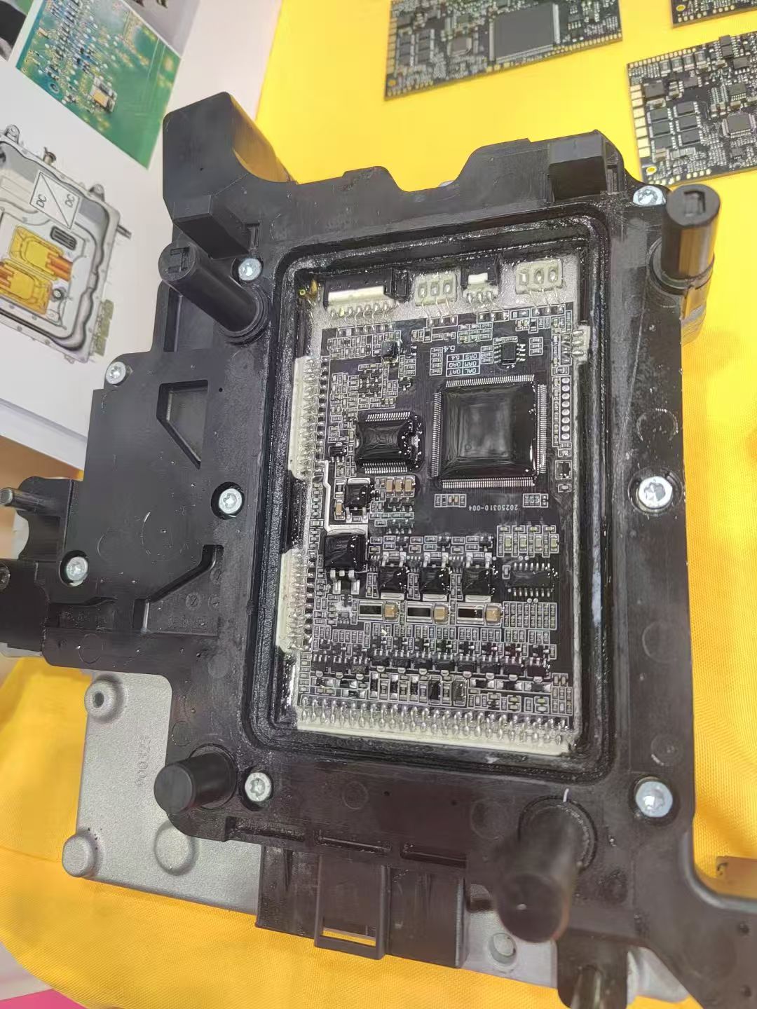 Naprawa układu napędowego 0AM  – Electronics Repairing recenzja i cena